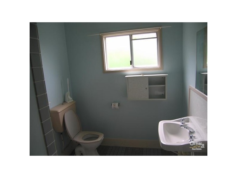 2/93 Ruby Street, Emerald QLD 4720