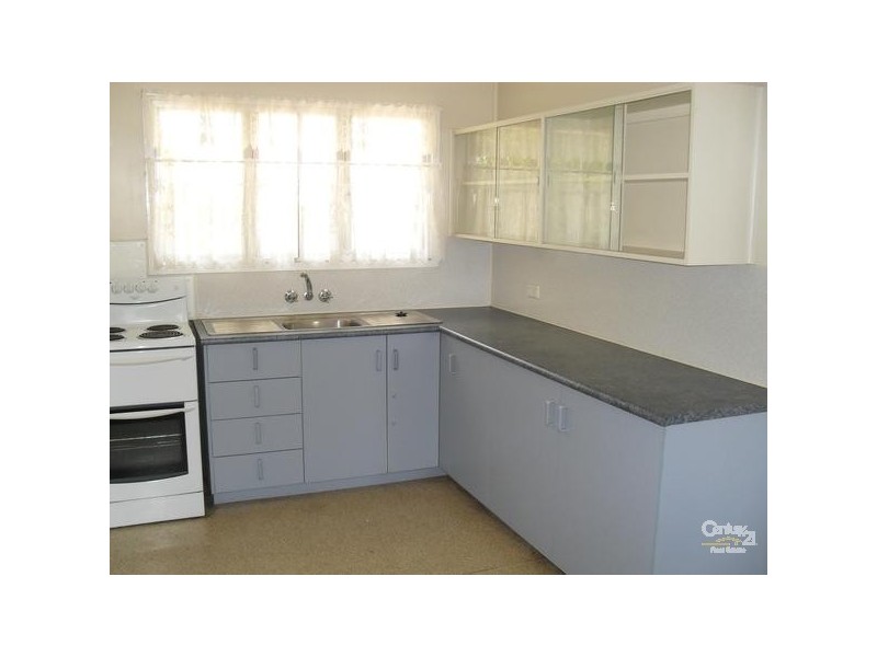 12 Talbot street, Blackwater QLD 4717