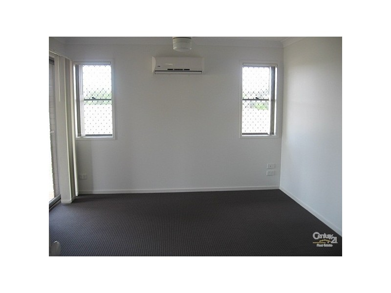 39 Lakeside Drive, Emerald QLD 4720