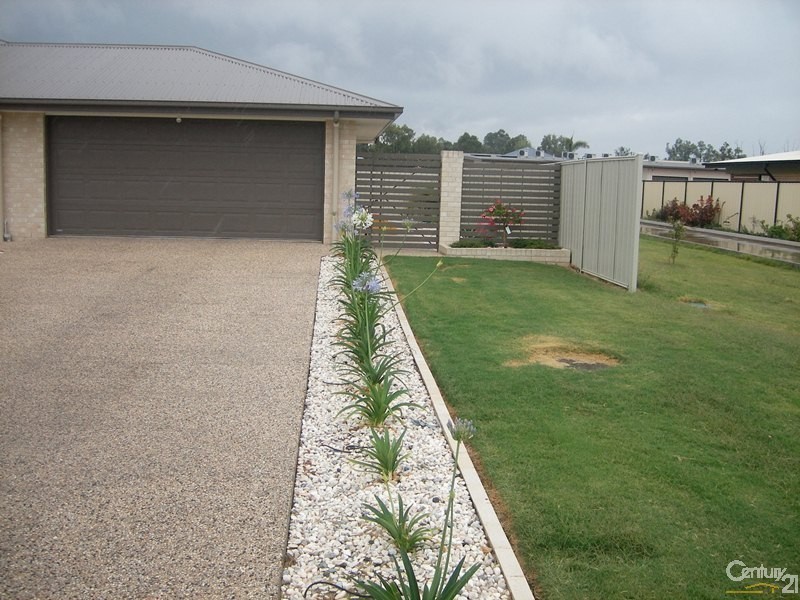 12 Guy Street, Emerald QLD 4720