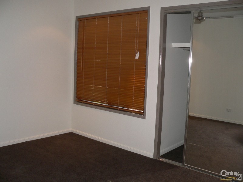 7 Paperbark Place, Emerald QLD 4720