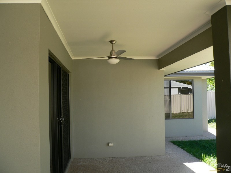 7 Paperbark Place, Emerald QLD 4720