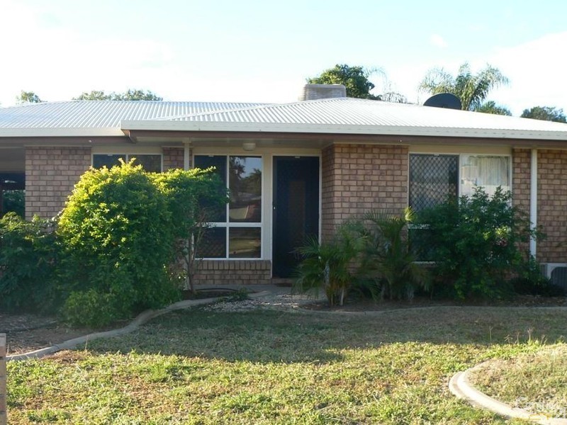 62 Staal Crescent, Emerald QLD 4720