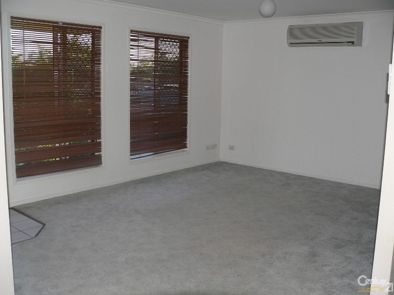 62 Staal Crescent, Emerald QLD 4720