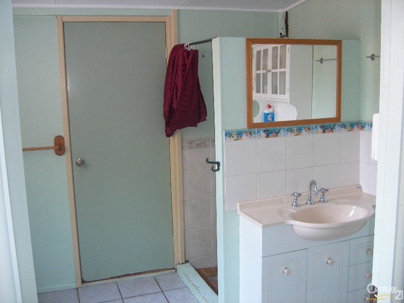 1065 Rubyvale Road, Sapphire QLD 4702