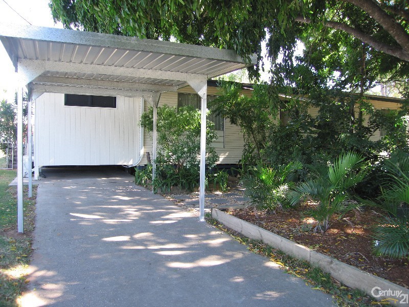 11 Columba Street, Blackwater QLD 4717