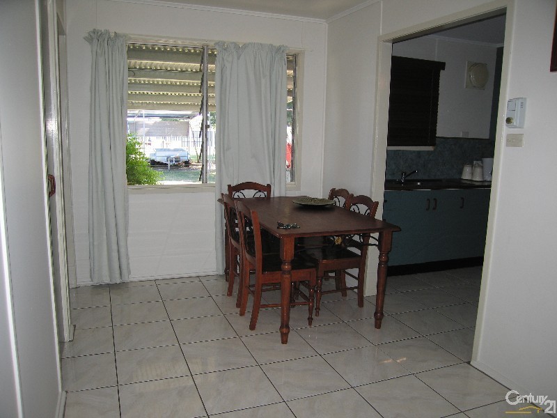 11 Columba Street, Blackwater QLD 4717