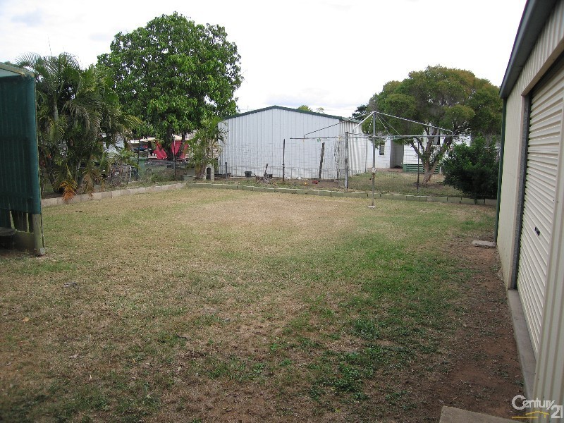 50 Littlefield Street, Blackwater QLD 4717