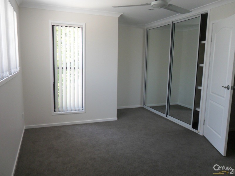 2/16 Bauman Way, Blackwater QLD 4717