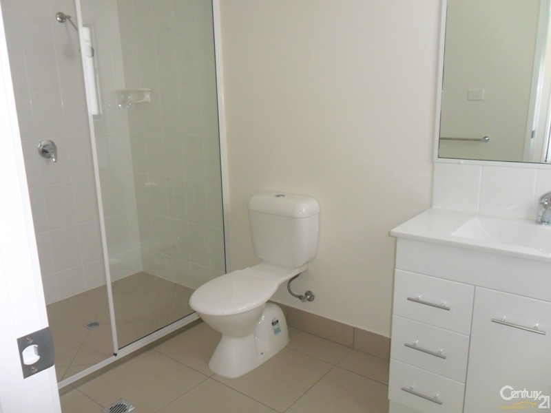 2/16 Bauman Way, Blackwater QLD 4717