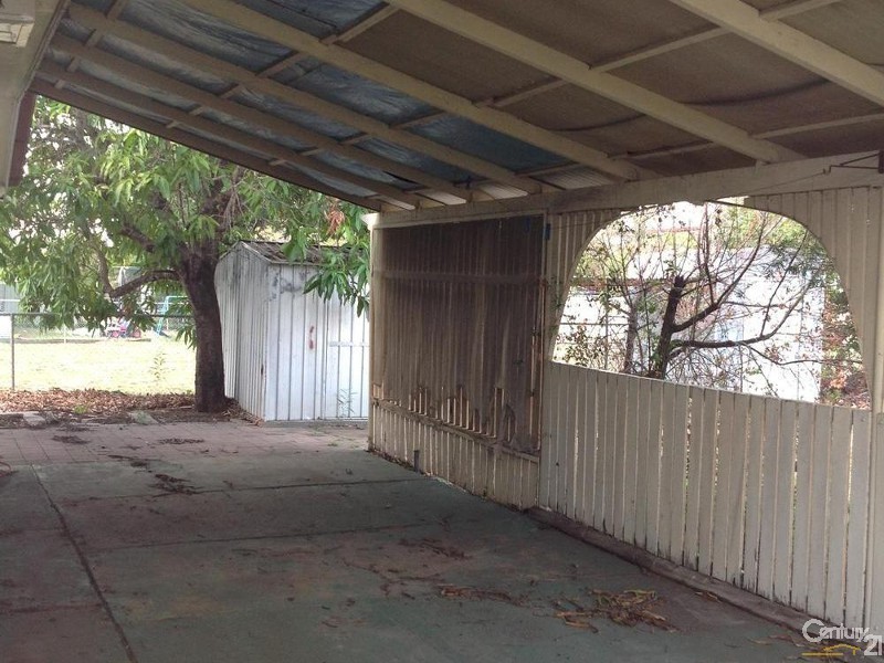 29 Arthur Street, Blackwater QLD 4717