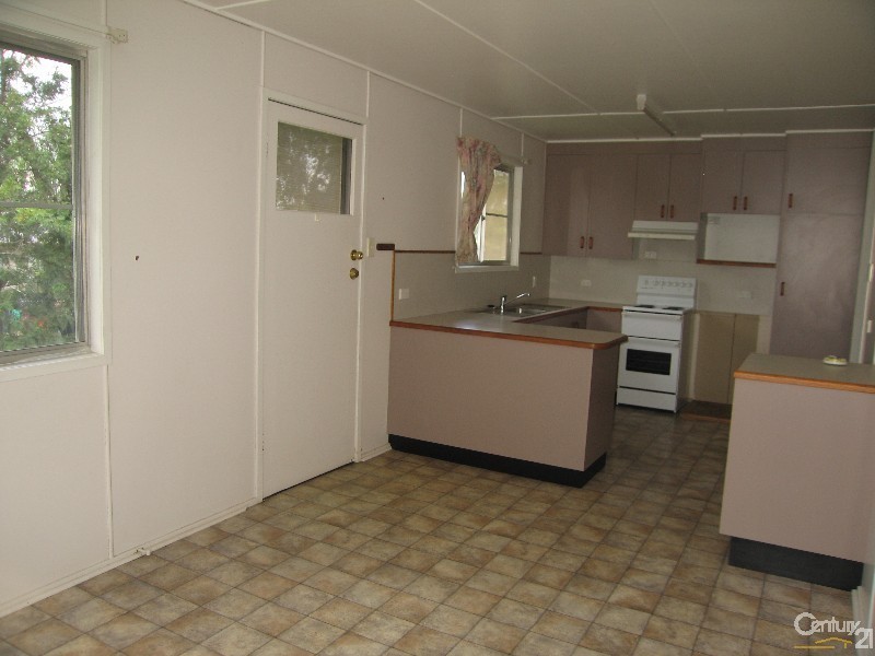 3 Myall Street, Blackwater QLD 4717