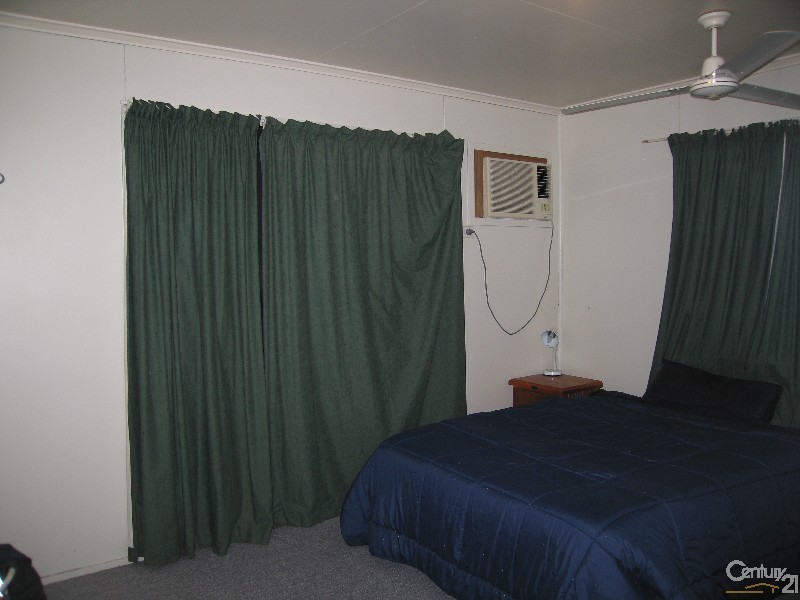 12 Acacia Street, Blackwater QLD 4717