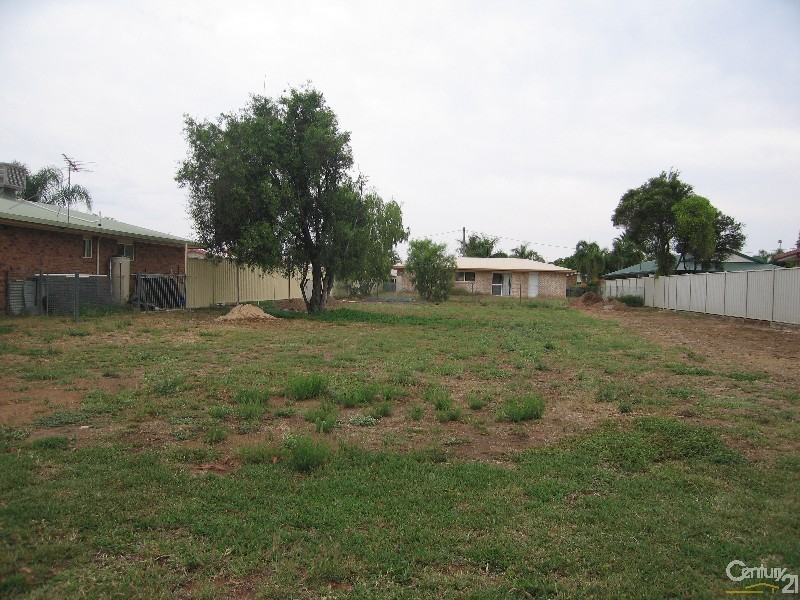 61 Park Avenue, Emerald QLD 4720