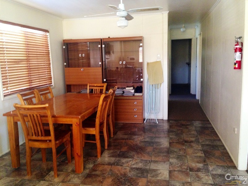 49 Stower Street, Blackwater QLD 4717