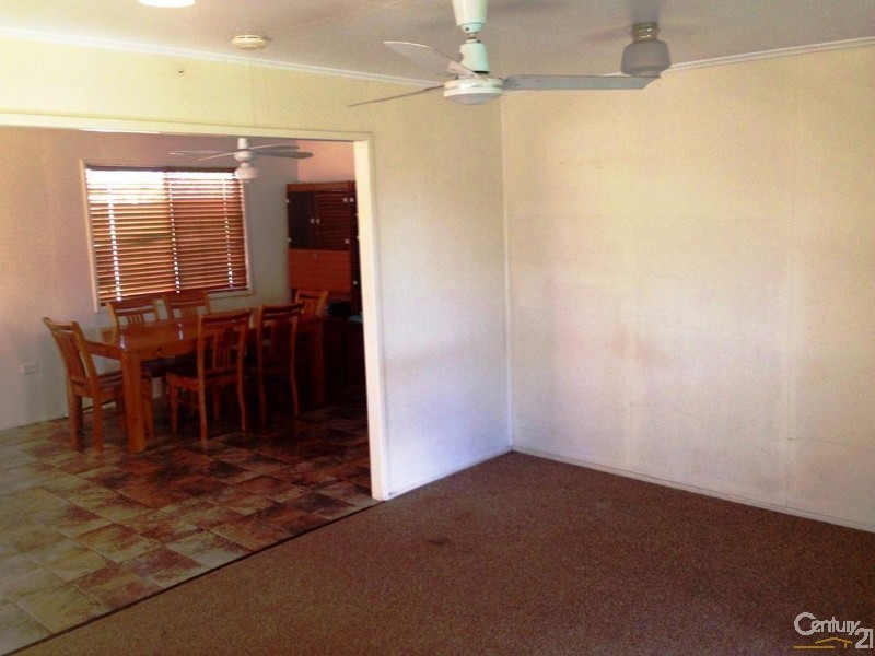 49 Stower Street, Blackwater QLD 4717