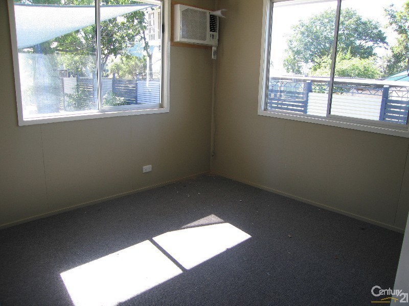 37 Bendee Crescent, Blackwater QLD 4717