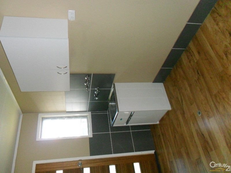 37 Bendee Crescent, Blackwater QLD 4717