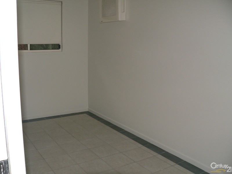 106 Gray Street, Emerald QLD 4720