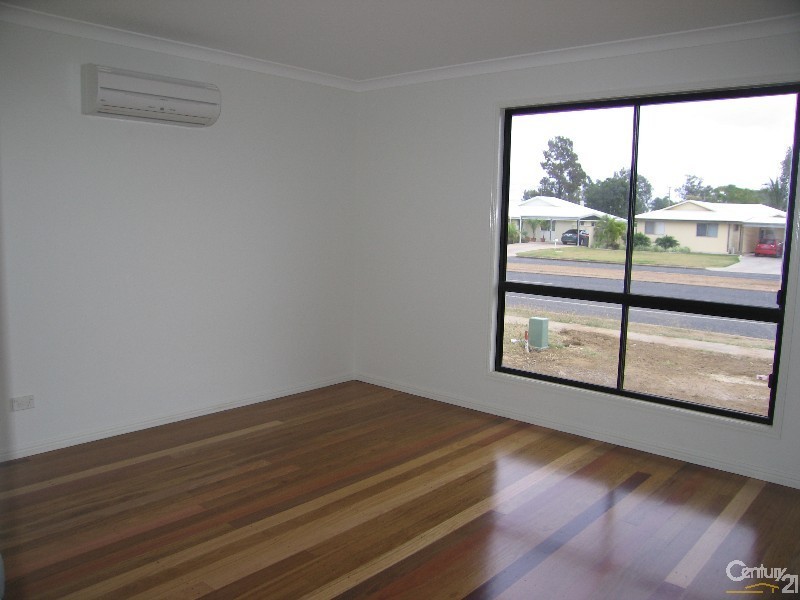 37 Bauman Way, Blackwater QLD 4717