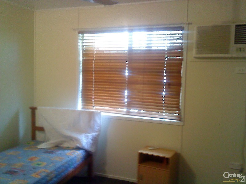 15  Ironbark Street, Blackwater QLD 4717