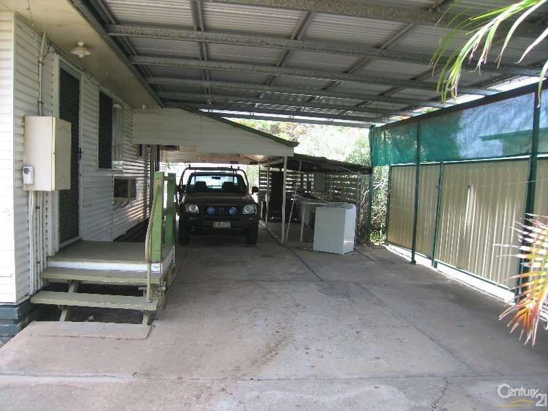 15  Ironbark Street, Blackwater QLD 4717