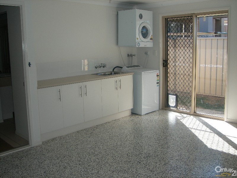 18 Mayfair Drive, Emerald QLD 4720