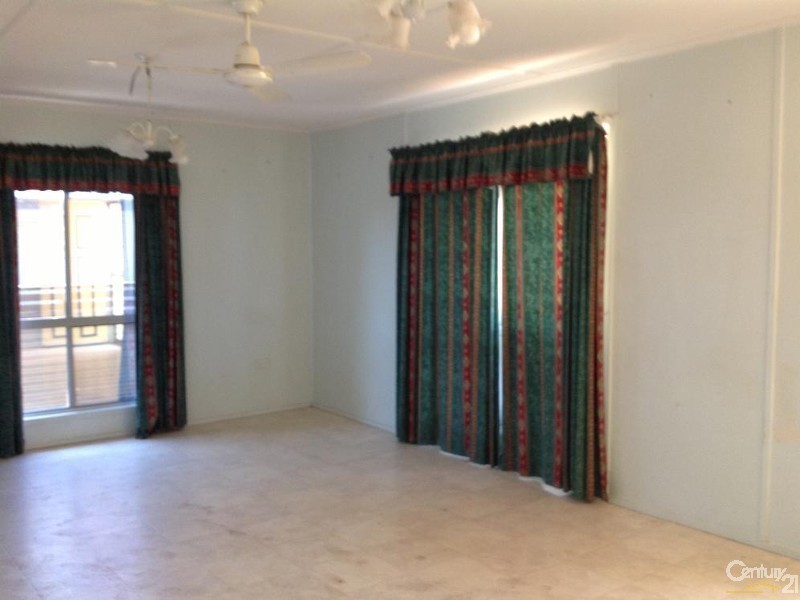 34 Littlefield, Blackwater QLD 4717