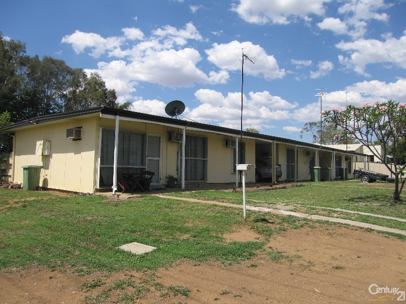 2/63 Littlefield Street, Blackwater QLD 4717