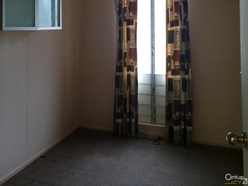 28 Church Lane, Emerald QLD 4720