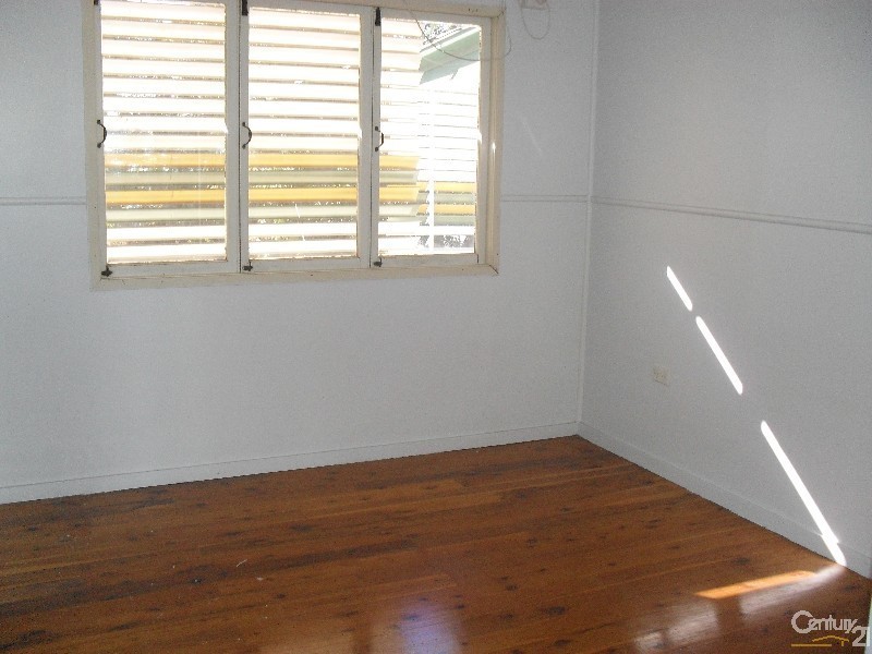 2 Talbot Street, Blackwater QLD 4717
