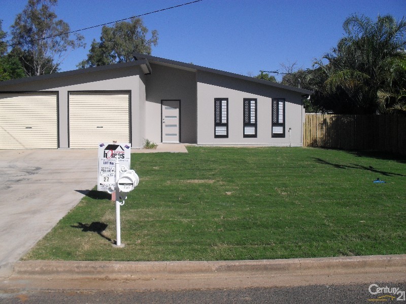 27 Blackbutt Street, Blackwater QLD 4717