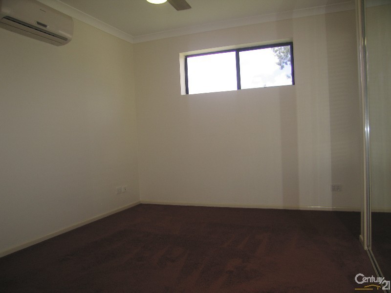 2B Paperbark Place, Emerald QLD 4720