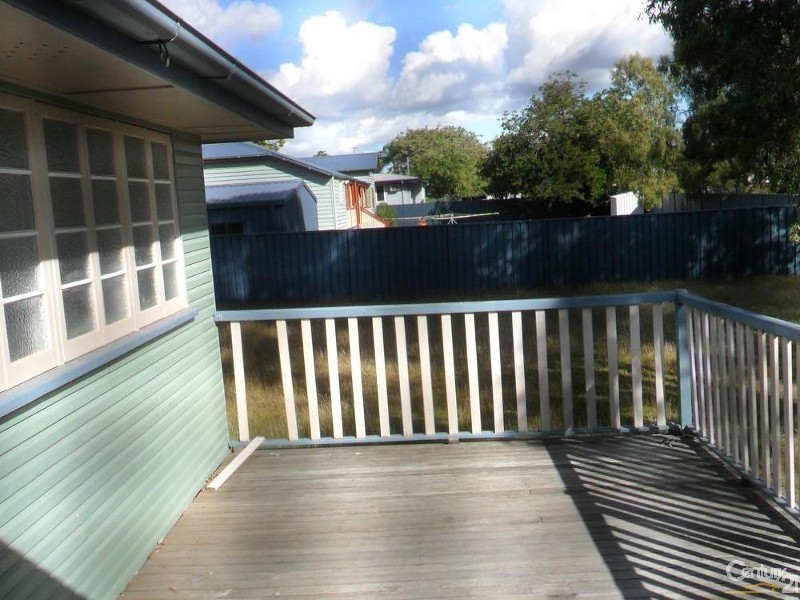 20-22 Sandalwood Street, Blackwater QLD 4717