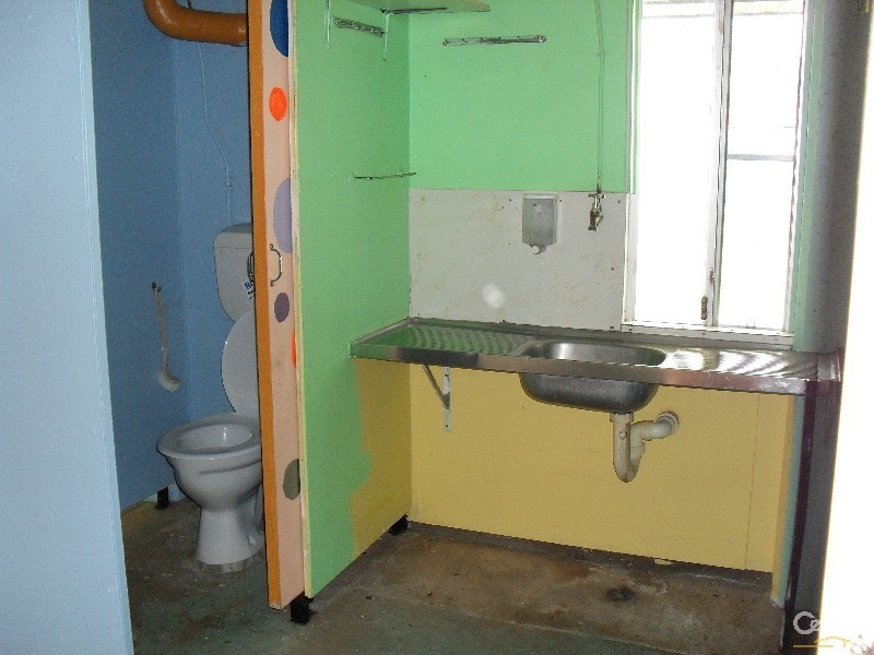 1 Blackbutt Street, Blackwater QLD 4717