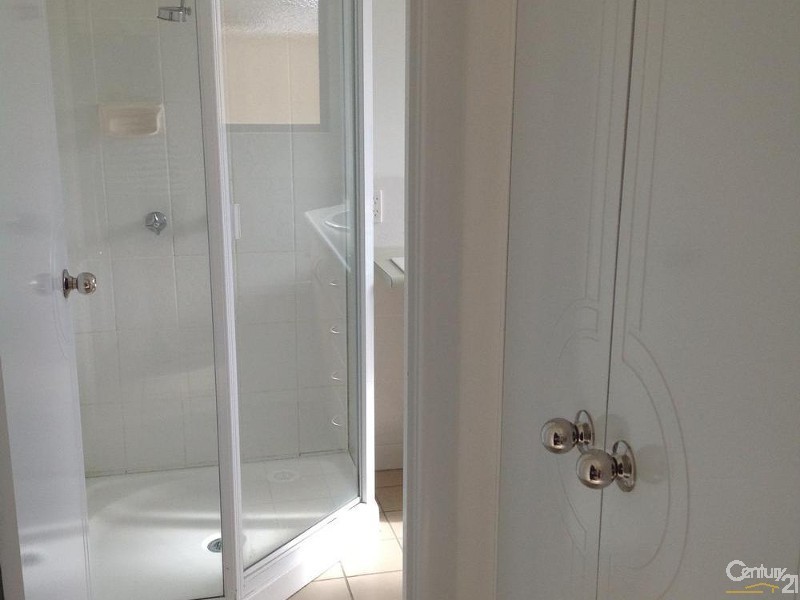 16 Talbot Street, Blackwater QLD 4717