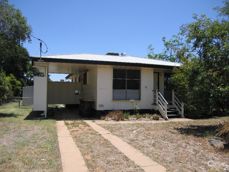 22 Long Street, Blackwater QLD 4717