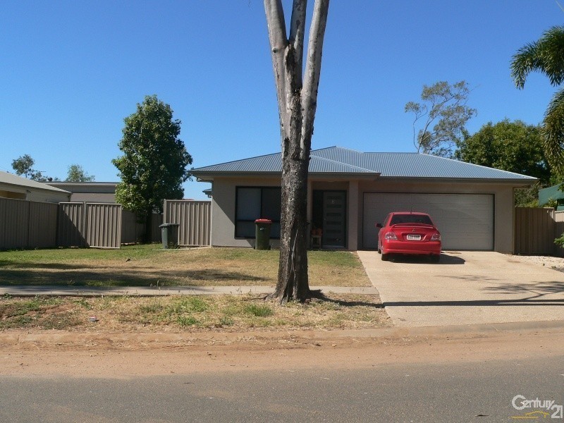 3  Paperbark Place, Emerald QLD 4720