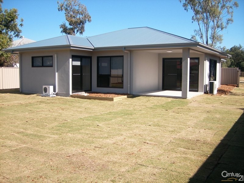 3  Paperbark Place, Emerald QLD 4720