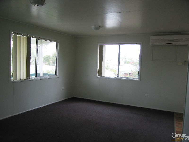 18 Fern Street, Blackwater QLD 4717