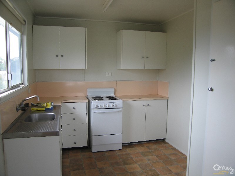 18 Fern Street, Blackwater QLD 4717