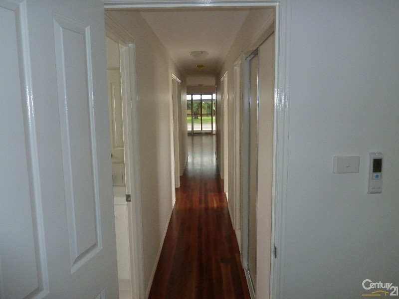 2/16 Pandanus Street, Blackwater QLD 4717