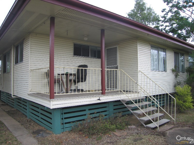 34  Bendee Crescent, Blackwater QLD 4717