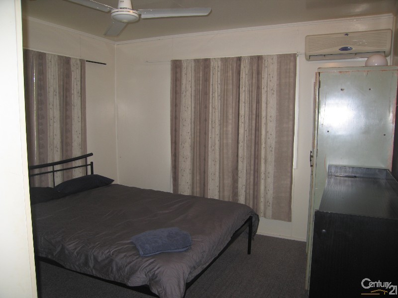 34  Bendee Crescent, Blackwater QLD 4717