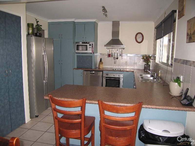 44 Bremner Street, Blackwater QLD 4717