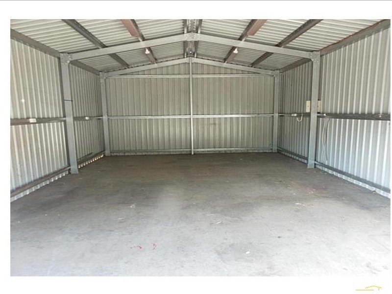 2 Mangrove Street, Blackwater QLD 4717