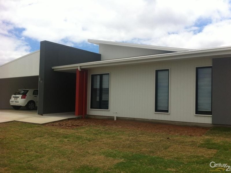 4 Kassidy Drive, Emerald QLD 4720