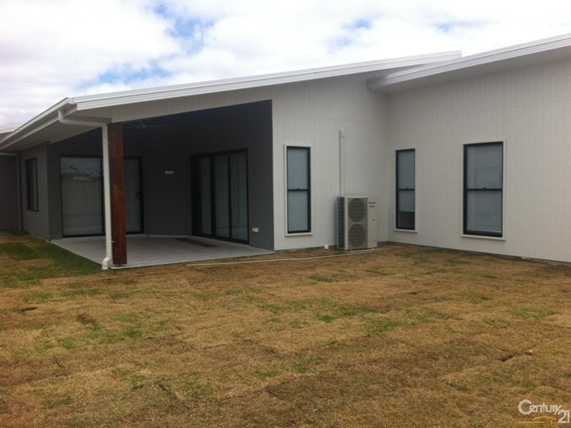 4 Kassidy Drive, Emerald QLD 4720