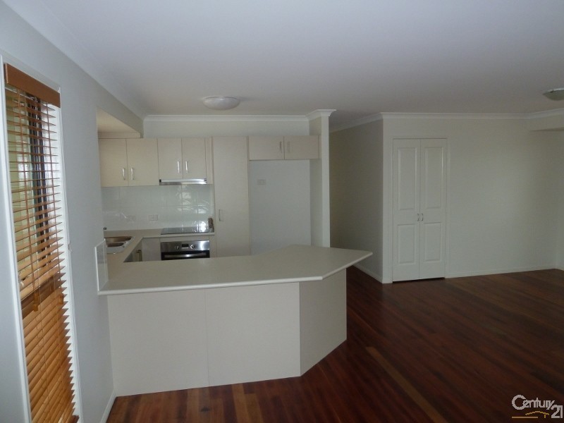 1/16 Pandanus Street, Blackwater QLD 4717