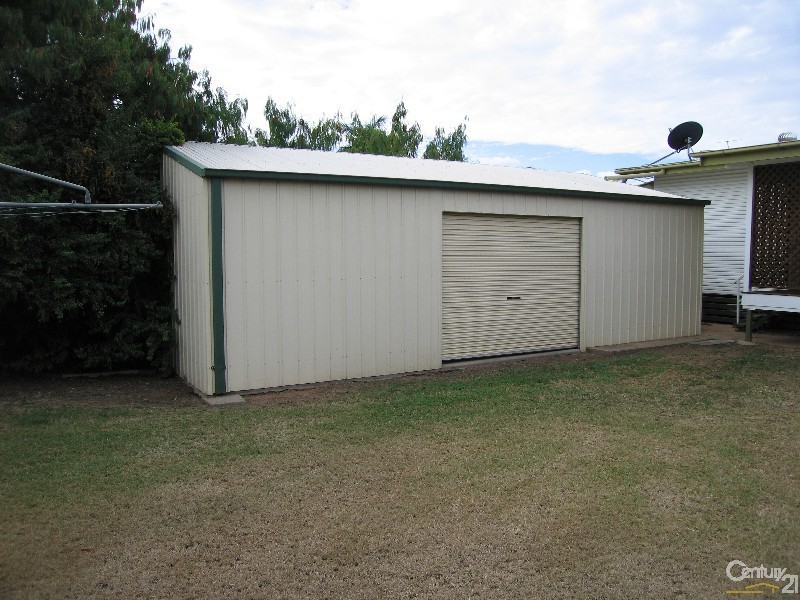 50 Littlefield Street, Blackwater QLD 4717